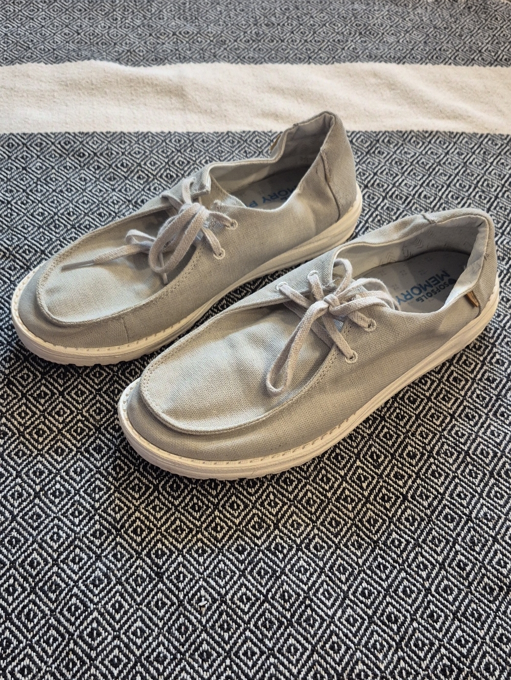 Hey Dude "Wendy" Chambray Light Grey  Slip On Shoes Size 9